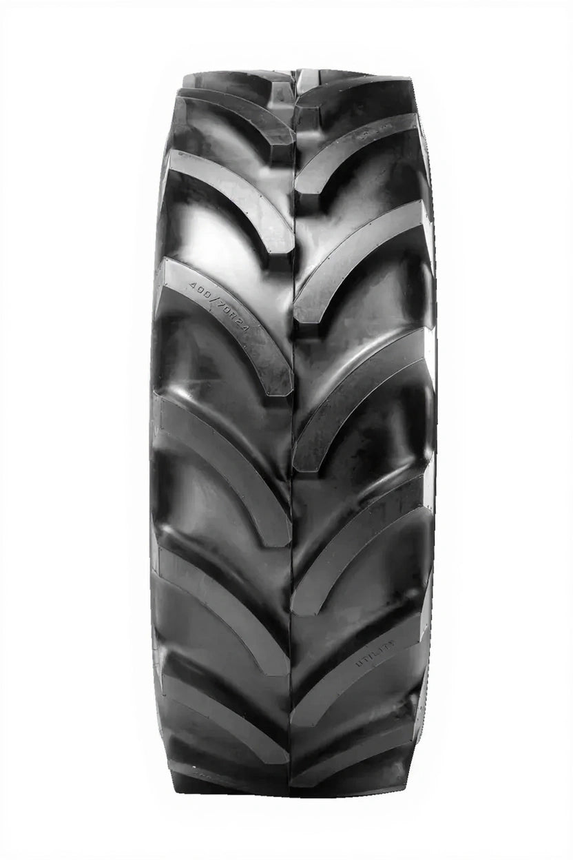 Reifen 460 / 70 R 24, R8000 Utility