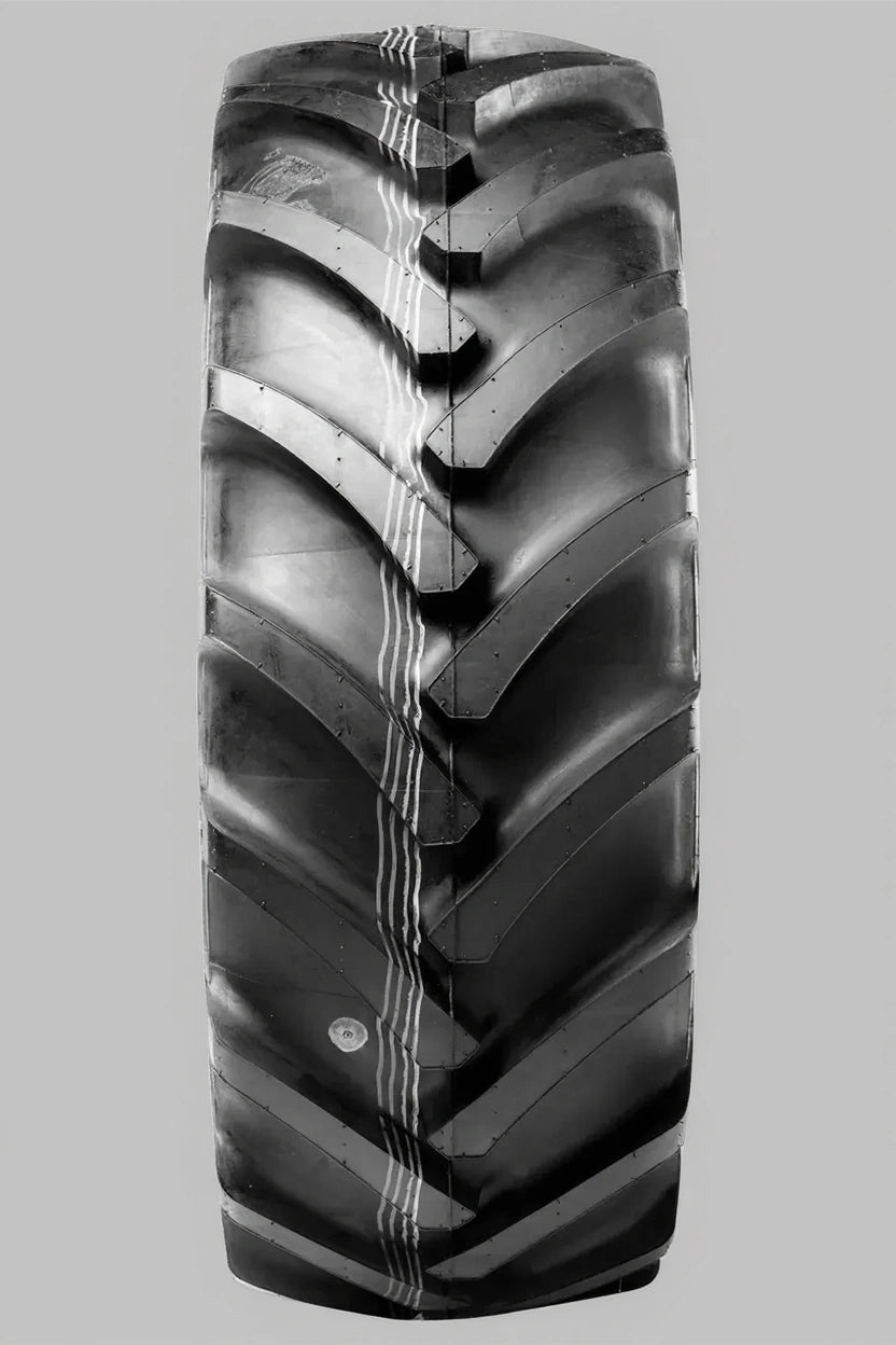 Tires 680 / 85 R 32, AC 70 G