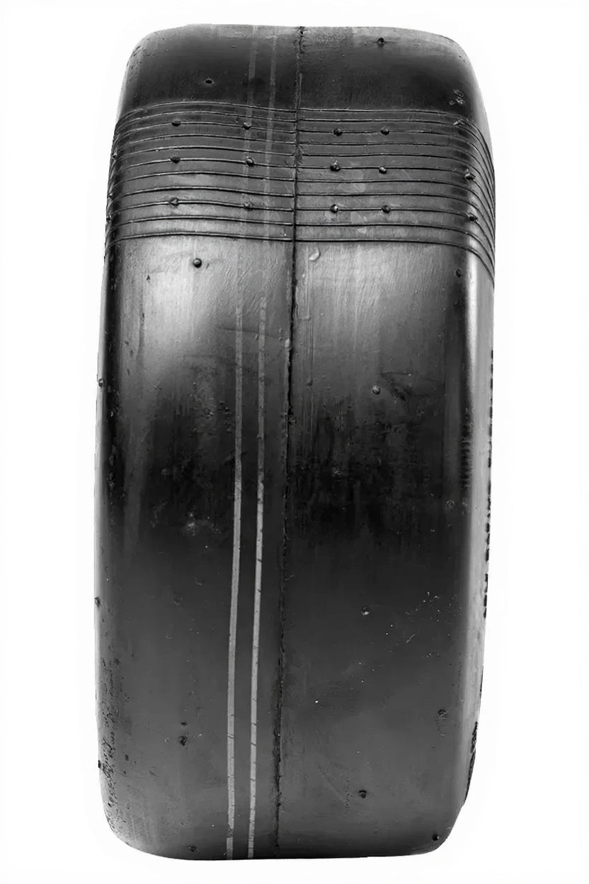 Pneus 145/60 - 6, lisses