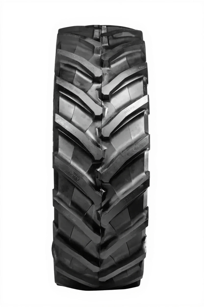 Reifen 520 / 70 R 38, TM700PT