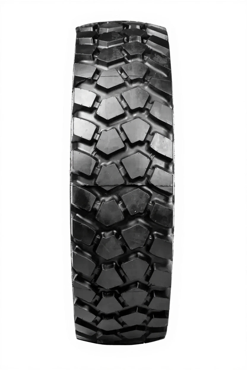 Reifen 365 / 80 R 20, Earthmax SR 33, M+S