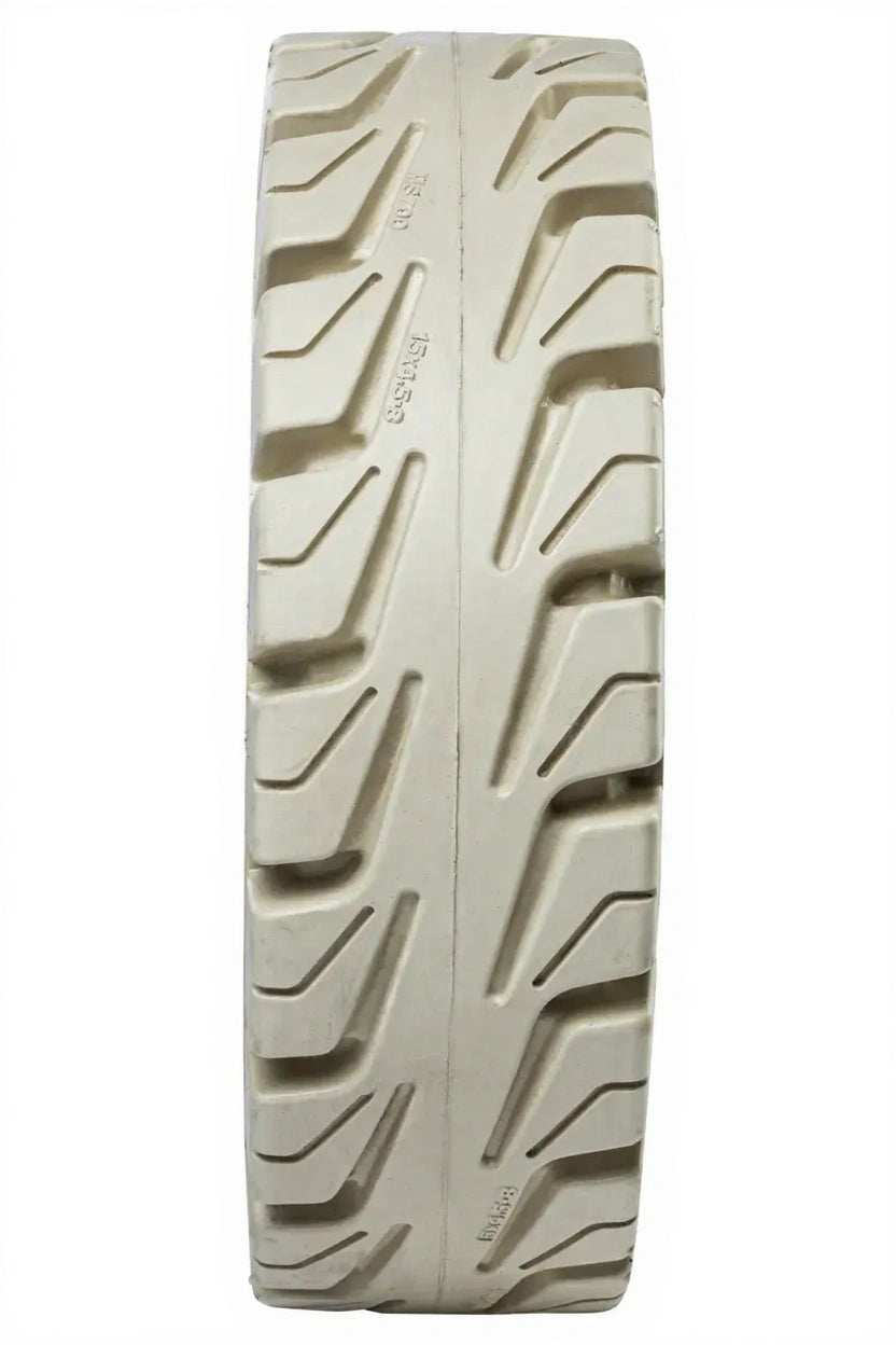 Pneus 18 x 7 - 8 / 4.33 R, MS700