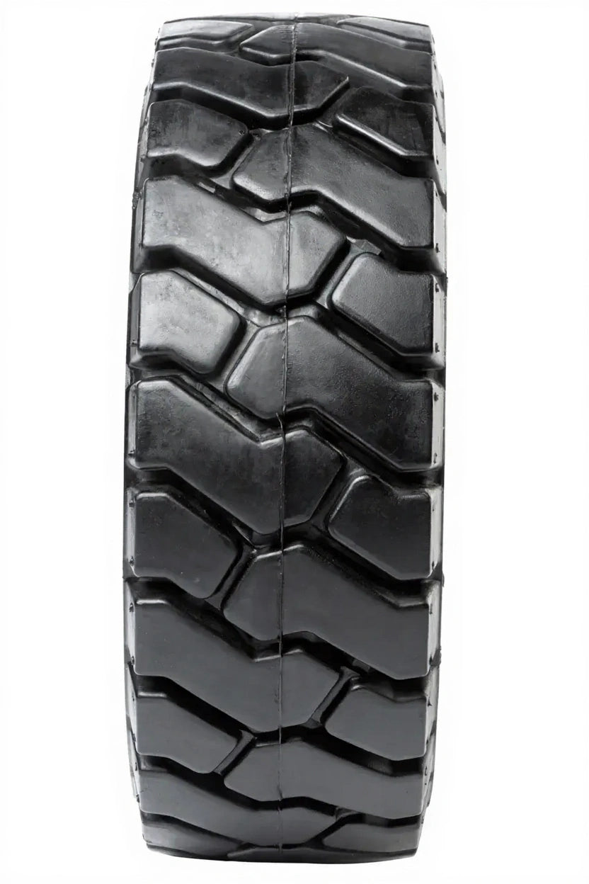 Reifen 18 x 7 - 8 / 4.33 R, MS701+