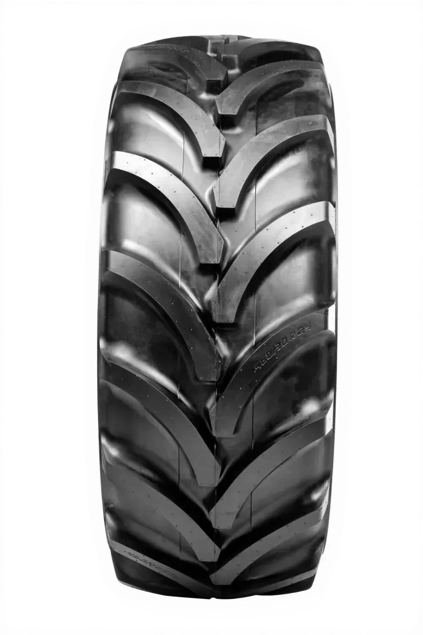 Reifen 440 / 50 R 17, TRAXION VERSA 135 D, TL, Steel Belted (425/55R17), Vredestein
