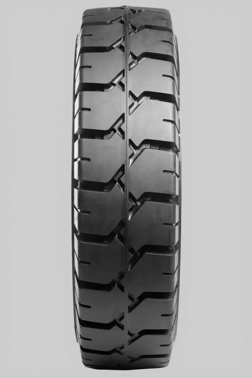 Reifen 8.25 - 15 / 6.5, Maglift